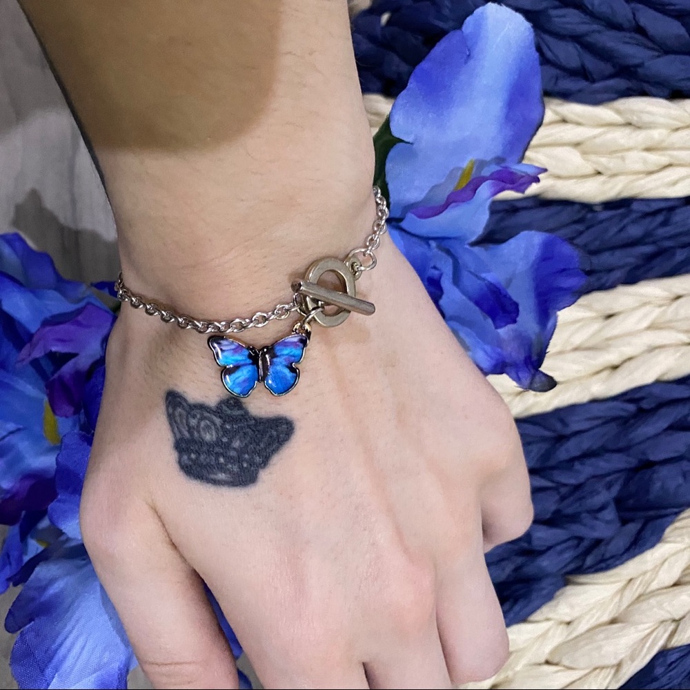 NEW 🦋 Bracelet - Picture 2 of 8